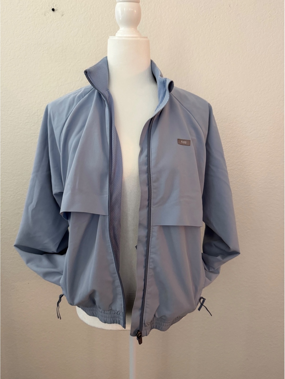 Figs scrubs Sydney bomber jacket Light Blue ceil blue